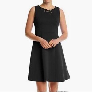 Ivanka Trump Fit & Flare Sleeveless Party Cocktail Black Dress Sz 10 Gold Chain